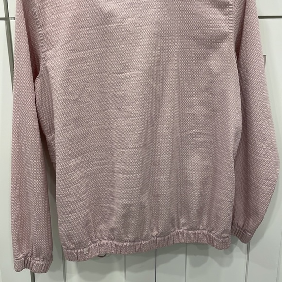 Lululemon Athletica 2020 Pack Light Pullover in Porcelain Pink - Picture 7 of 16